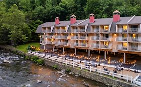 Gatlinburg River Inn